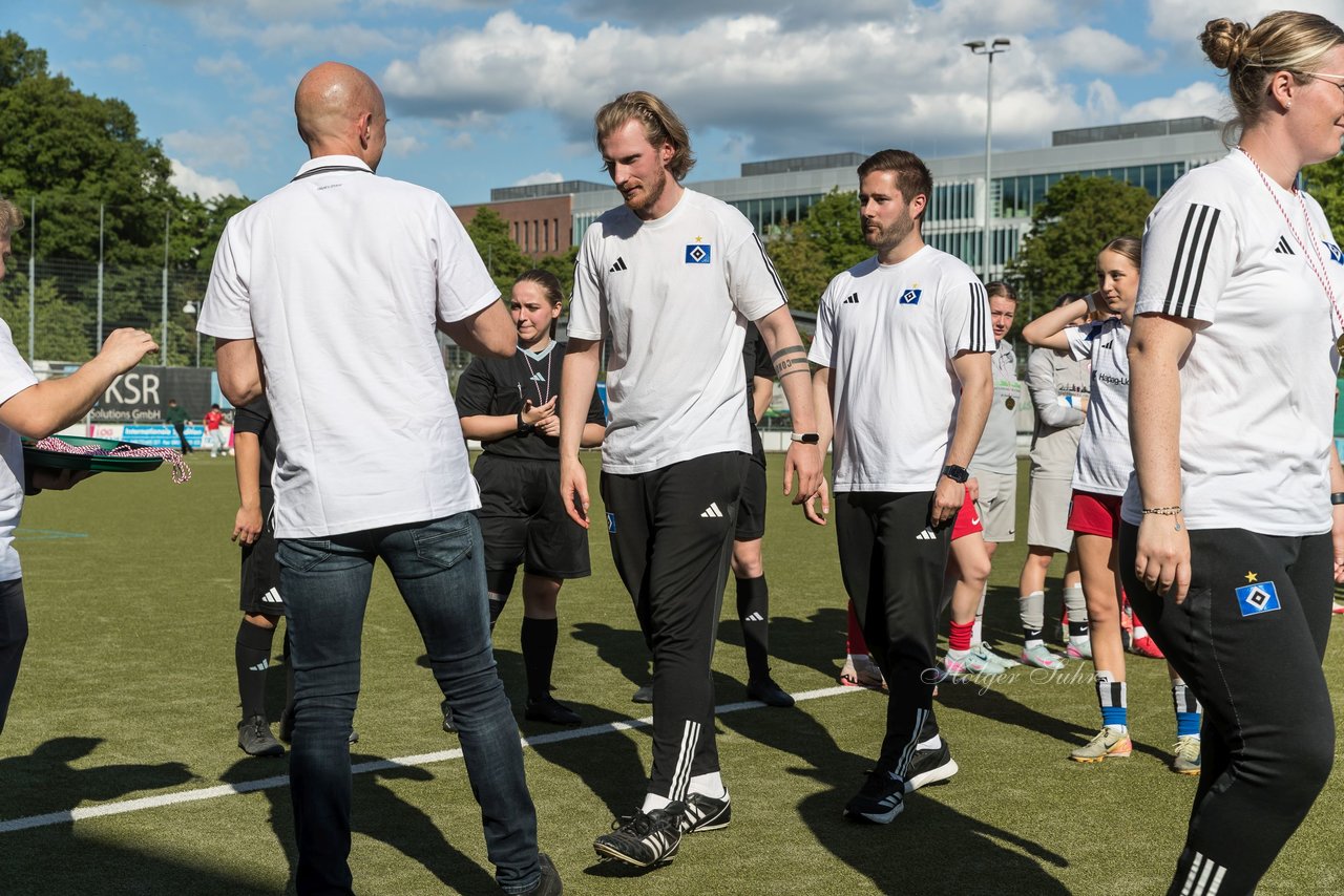 Bild 156 - wBJ Lotto Pokal Finale  Eimsbuetteler TV - Hamburger SV : Ergebnis: 0:3